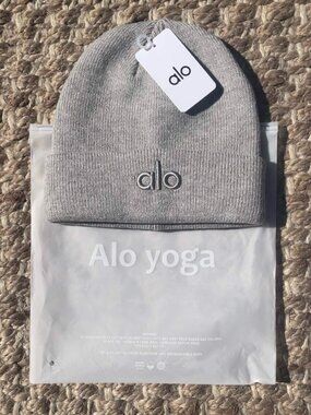Alo Yoga Notable Beanie Grey